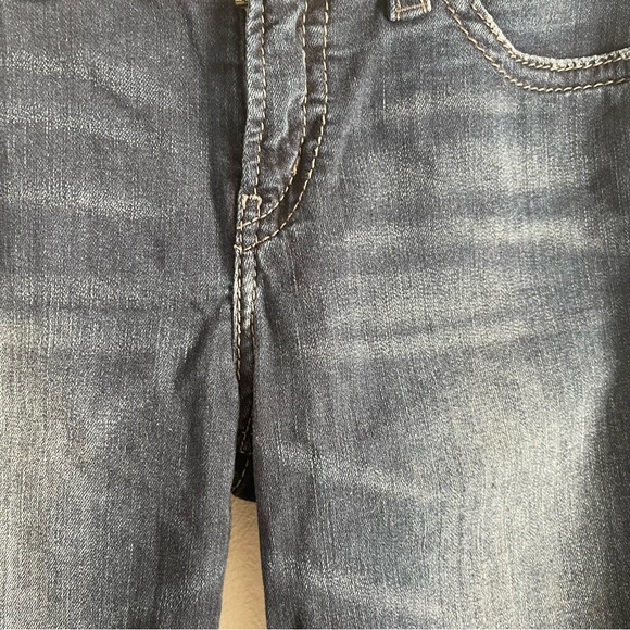 Silver Jeans Suki women’s mid Bermuda Shorts size 30/length 11 super stretch - Picture 3 of 12